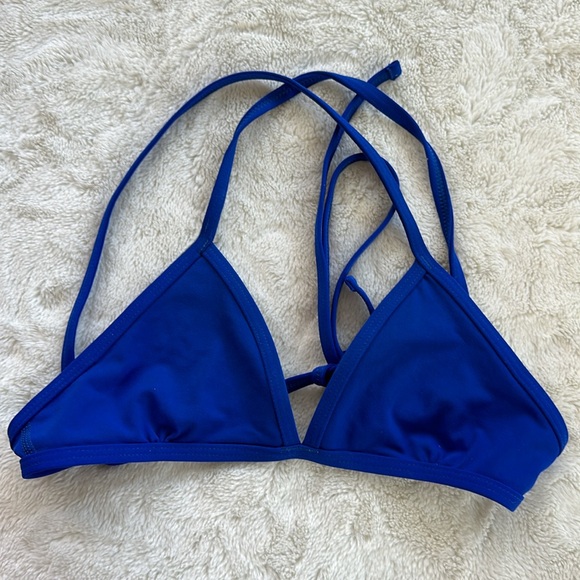 Jolyn Bikini Tops - Picture 6 of 11